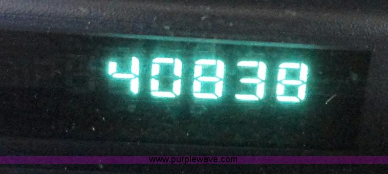 image for item A3187 1999 Chrysler Town & Country LX mini van