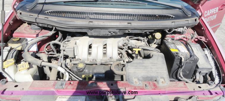 image for item A3187 1999 Chrysler Town & Country LX mini van