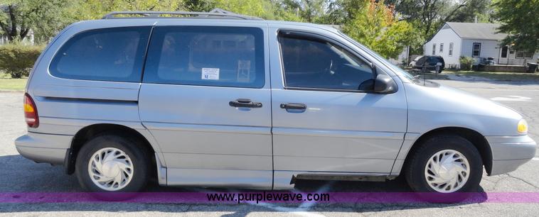 image for item A3188 1995 Ford Windstar LX mini van