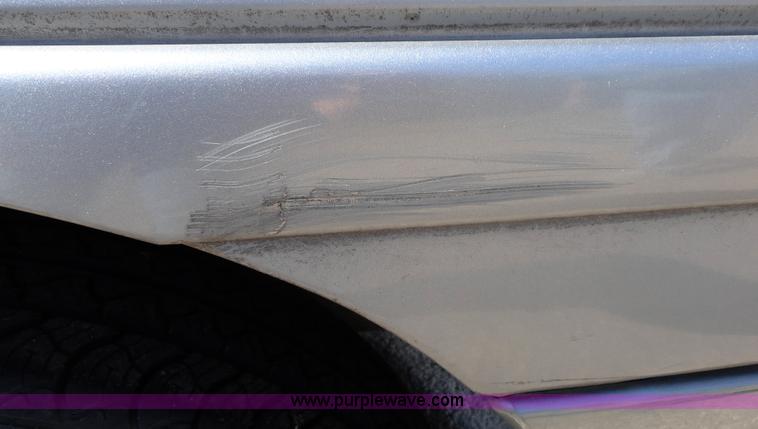 image for item A3188 1995 Ford Windstar LX mini van