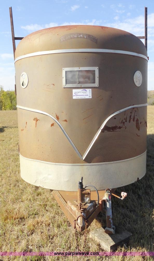 image for item A3246 1988 Rawhide 16' horse trailer