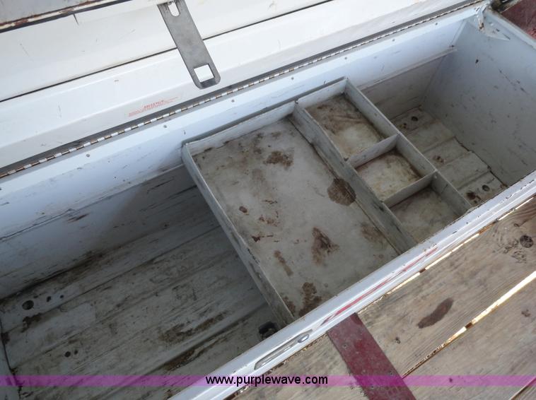 image for item A3246 1988 Rawhide 16' horse trailer