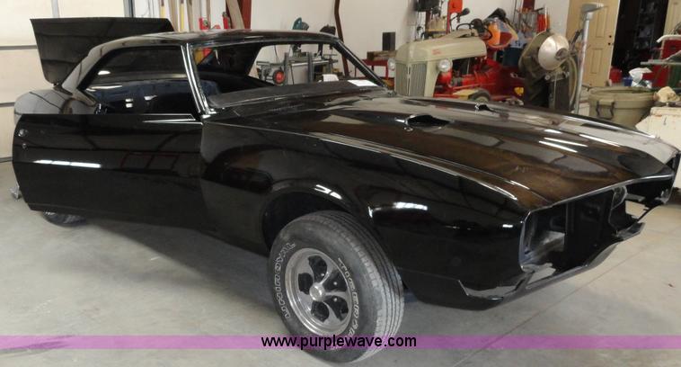 image for item A3252 1968 Pontiac Firebird