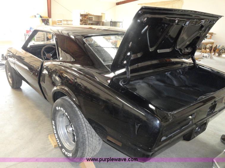 image for item A3252 1968 Pontiac Firebird