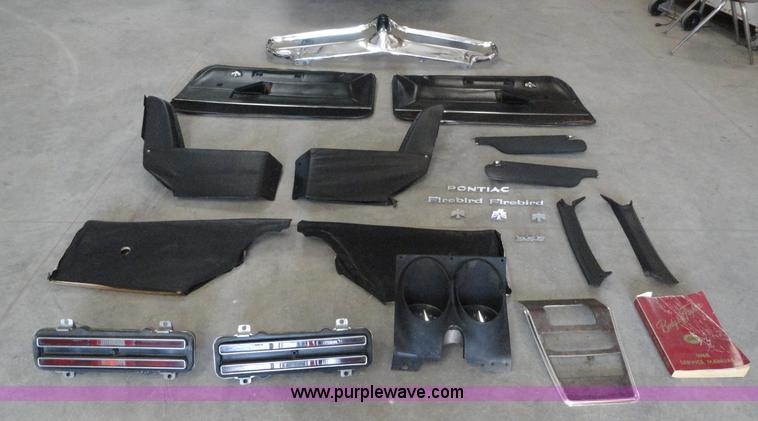 image for item A3252 1968 Pontiac Firebird