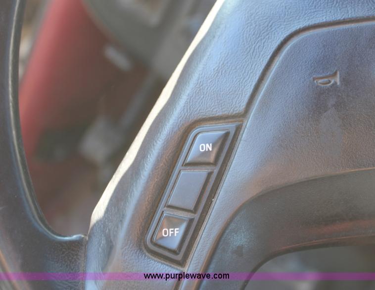 image for item A3602 1990 Ford F350 XL pickup truck