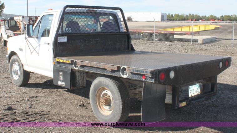 image for item A3603 1997 Ford F350 XLT pickup truck