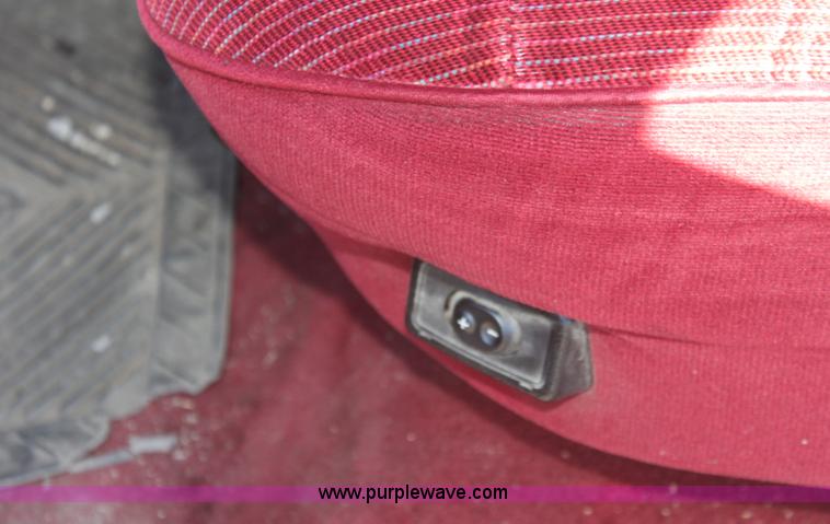 image for item A3603 1997 Ford F350 XLT pickup truck