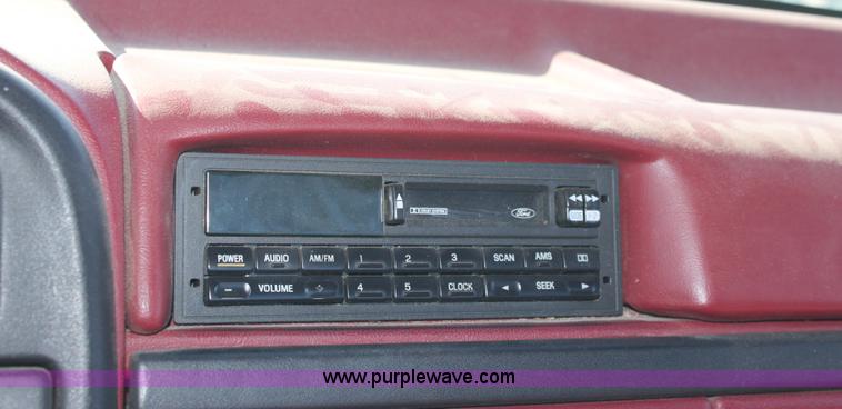 image for item A3603 1997 Ford F350 XLT pickup truck