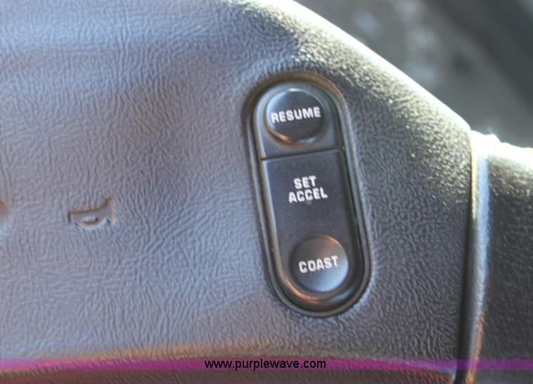 image for item A3603 1997 Ford F350 XLT pickup truck