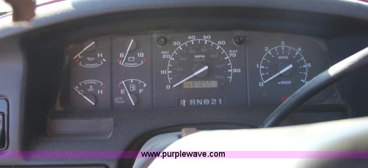 image for item A3603 1997 Ford F350 XLT pickup truck