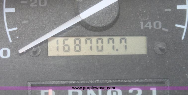 image for item A3603 1997 Ford F350 XLT pickup truck