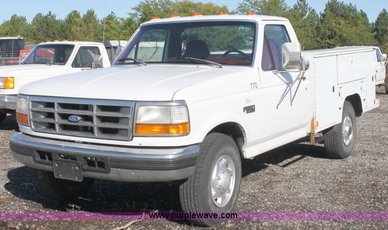 image for item A3604 1997 Ford F350 XLT pickup truck