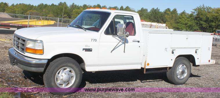 image for item A3604 1997 Ford F350 XLT pickup truck