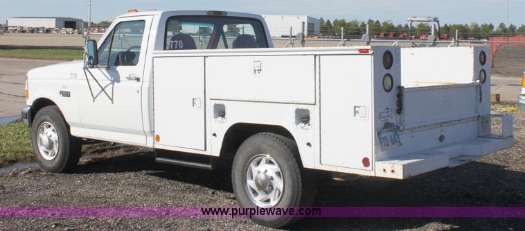 image for item A3604 1997 Ford F350 XLT pickup truck