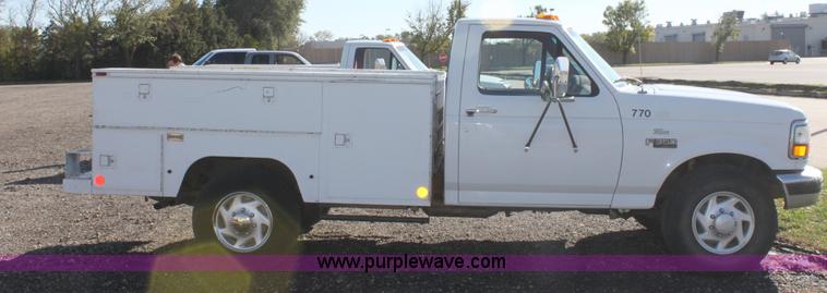 image for item A3604 1997 Ford F350 XLT pickup truck