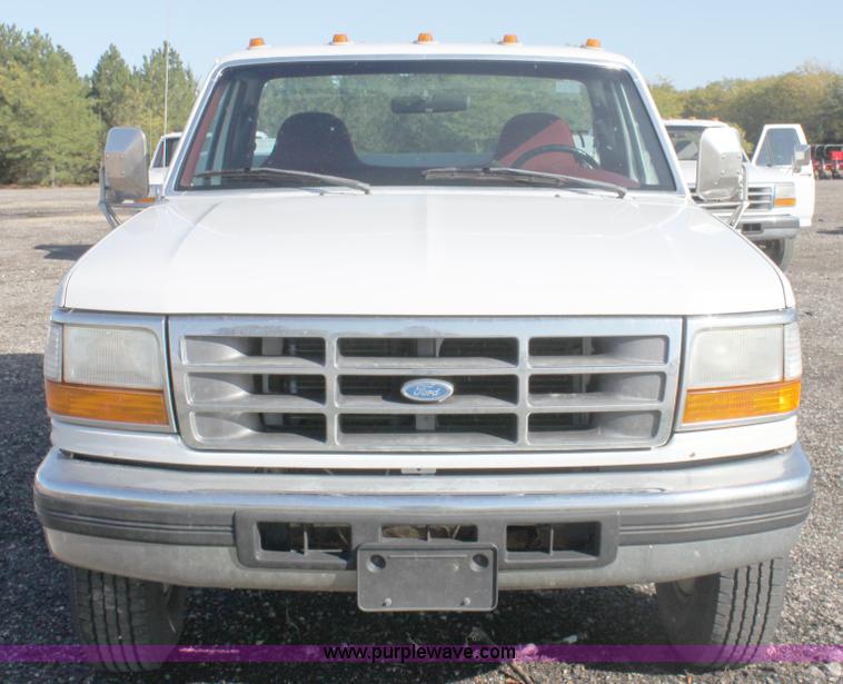 image for item A3604 1997 Ford F350 XLT pickup truck