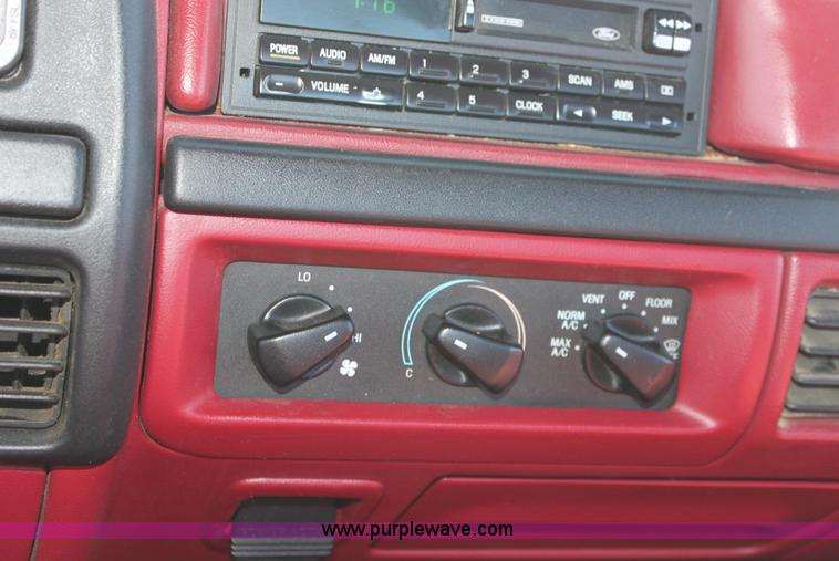 image for item A3604 1997 Ford F350 XLT pickup truck