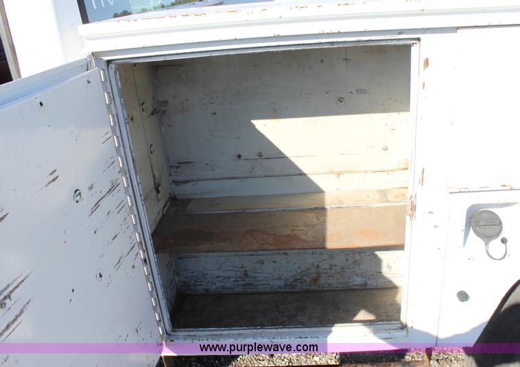 image for item A3604 1997 Ford F350 XLT pickup truck