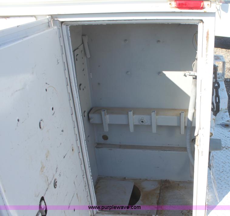 image for item A3604 1997 Ford F350 XLT pickup truck