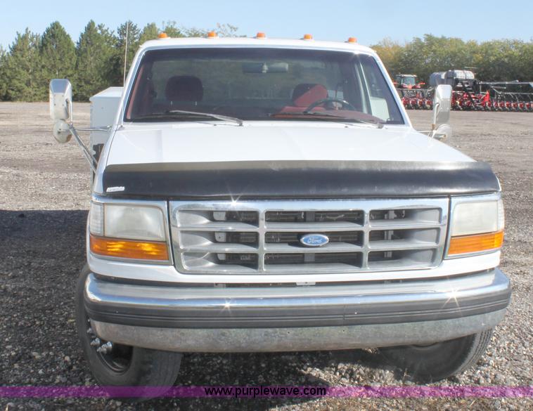 image for item A3610 1994 Ford F350 XLT pickup truck