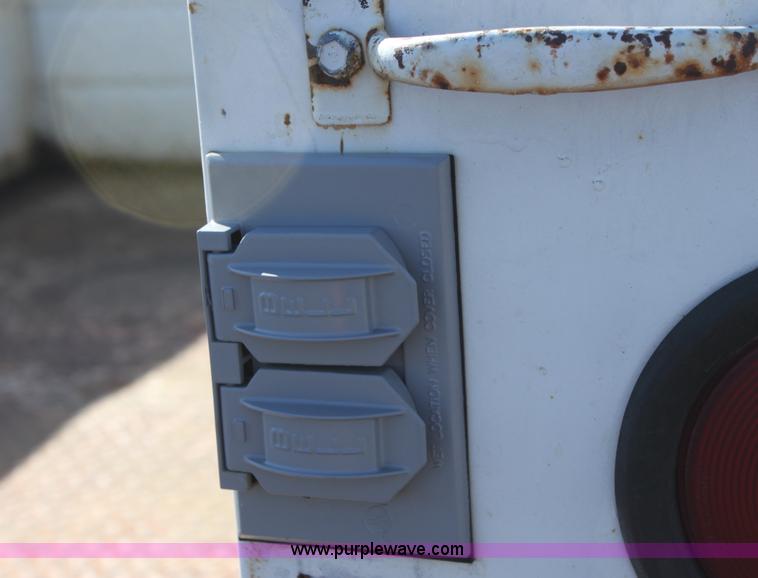 image for item A3610 1994 Ford F350 XLT pickup truck