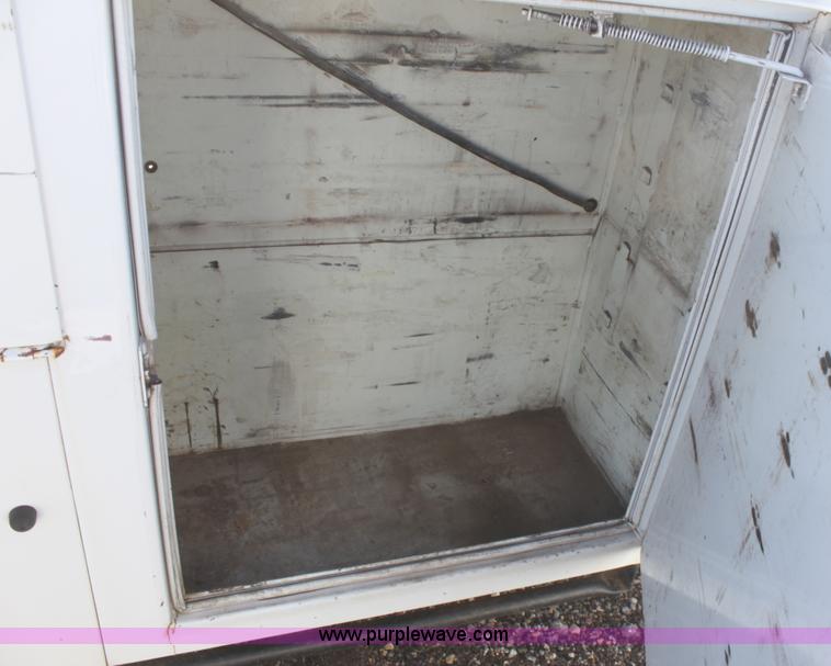 image for item A3610 1994 Ford F350 XLT pickup truck