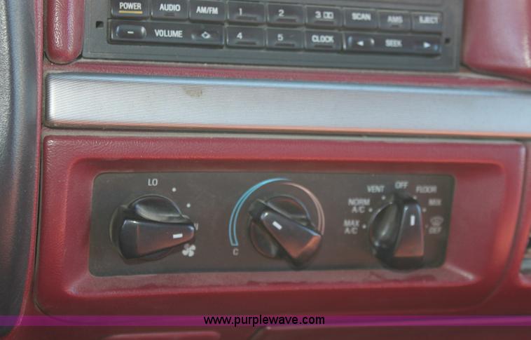 image for item A3610 1994 Ford F350 XLT pickup truck