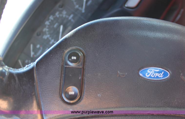 image for item A3610 1994 Ford F350 XLT pickup truck