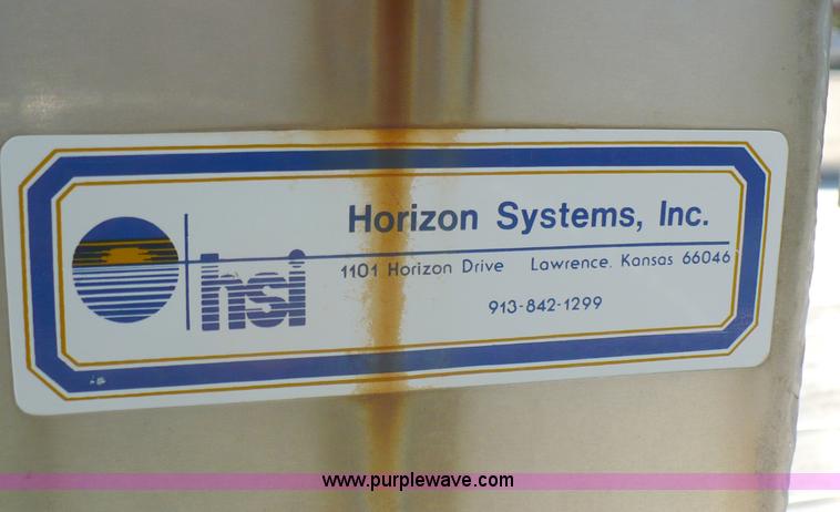 image for item A4871 1985 Ford F800 firetruck