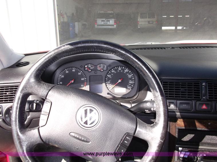 image for item B5022 2001 Volkswagen GTI GLX VR6