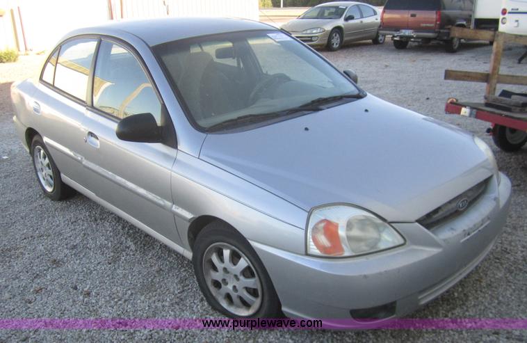image for item B5526 2003 Kia Rio