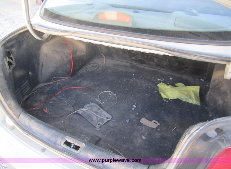 image for item B5526 2003 Kia Rio