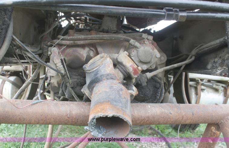 image for item B9330 Remanufactured Cummins Big Cam 400 diesel engine