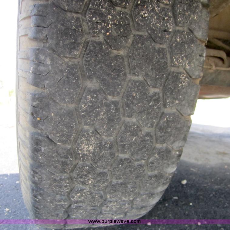 image for item C5012 1999 Chevrolet C2500 pickup truck