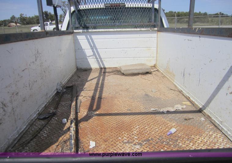 image for item C5012 1999 Chevrolet C2500 pickup truck