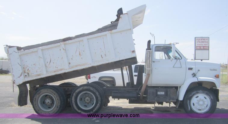 image for item C5013 1989 GMC TopKick 7000 dump truck