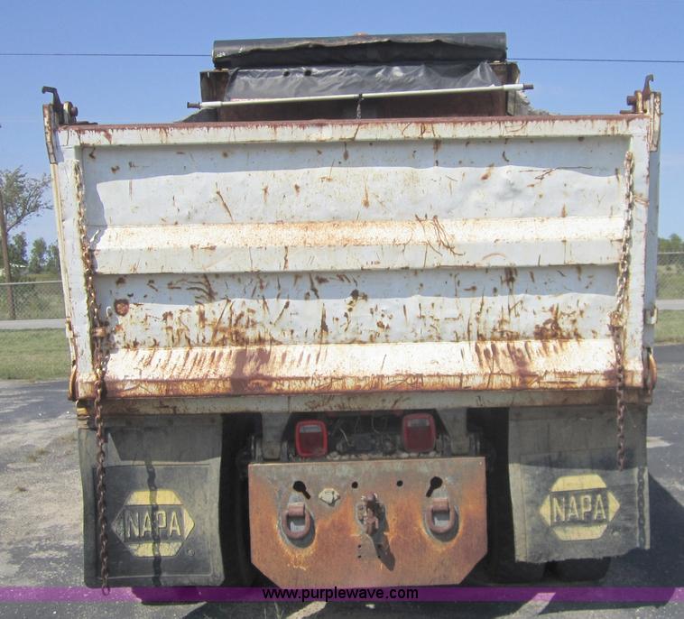 image for item C5013 1989 GMC TopKick 7000 dump truck