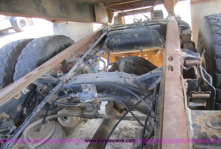 image for item C5013 1989 GMC TopKick 7000 dump truck