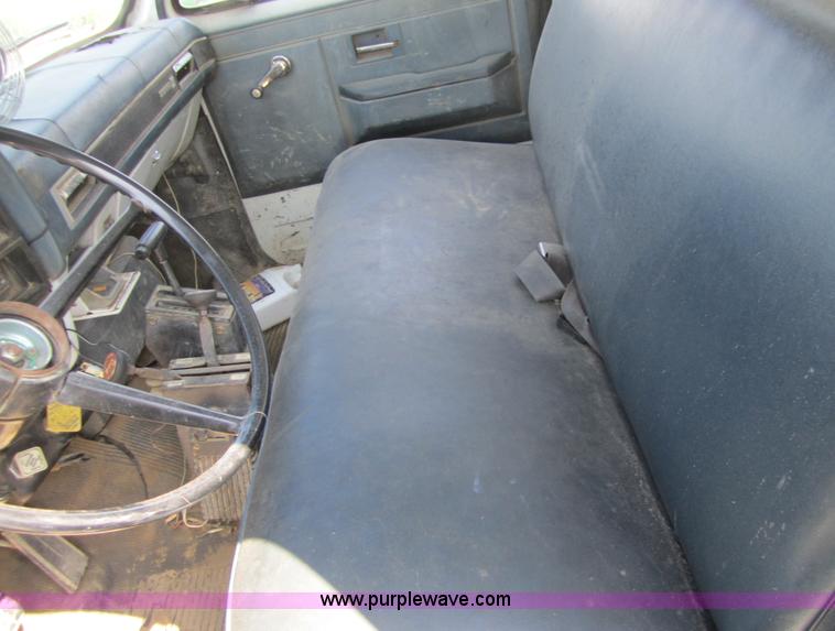 image for item C5013 1989 GMC TopKick 7000 dump truck