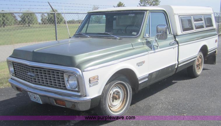 image for item C5015 1972 Chevrolet Cheyenne 10 pickup truck
