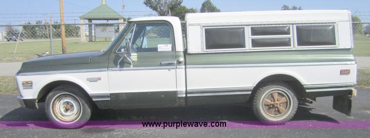image for item C5015 1972 Chevrolet Cheyenne 10 pickup truck