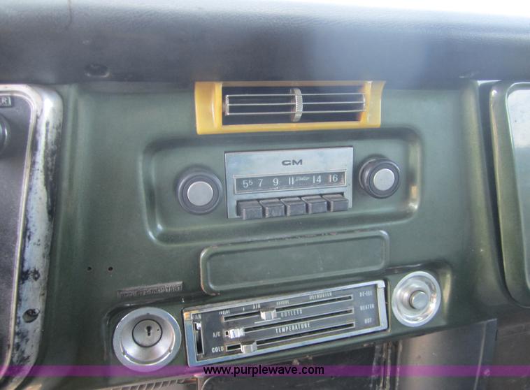 image for item C5015 1972 Chevrolet Cheyenne 10 pickup truck