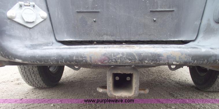 image for item C5664 2001 Dodge Dakota pickup truck