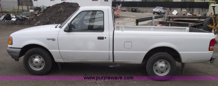 image for item C5665 1996 Ford Ranger XL pickup truck