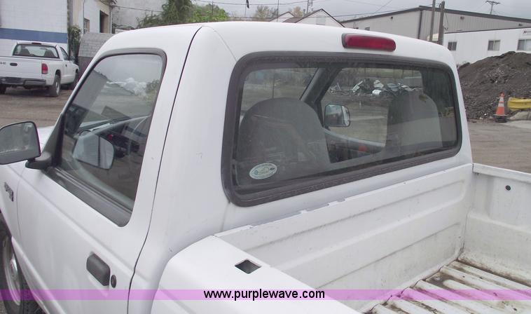 image for item C5665 1996 Ford Ranger XL pickup truck