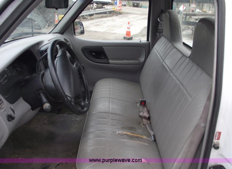 image for item C5665 1996 Ford Ranger XL pickup truck