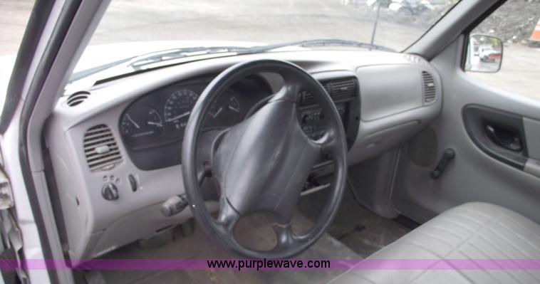 image for item C5665 1996 Ford Ranger XL pickup truck