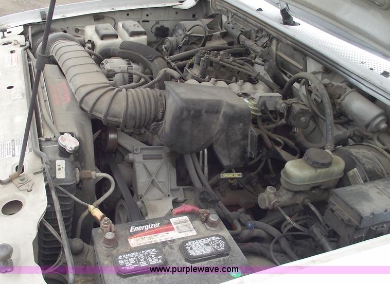 image for item C5665 1996 Ford Ranger XL pickup truck