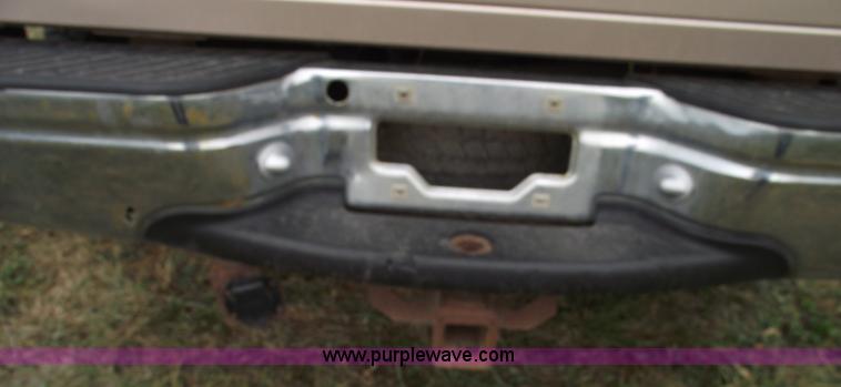 image for item C5673 1997 Ford F150 XLT super cab pickup truck